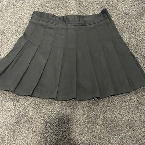 John Galt Brandy Melville Black Pleated Skort